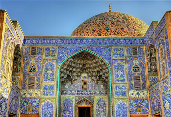 مسجد شیخ لطف الله در میدان نقش جهان اصفهان ایران