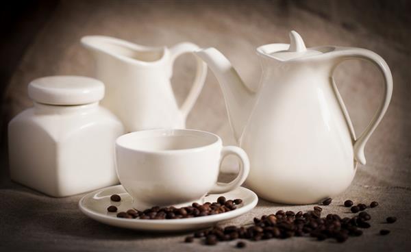 مجموعه ای از قهوه و چای پرسلان