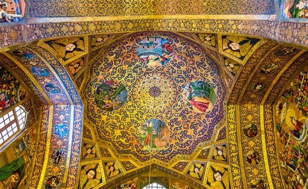 نمای داخلی کلیسای جامع وانک در اصفهان ایران
