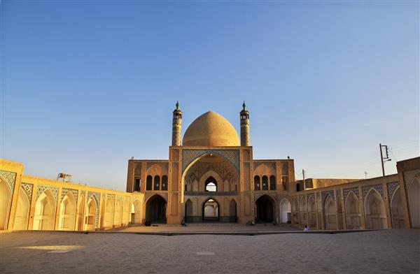 مسجد آقا بزرگ کاشان ایران