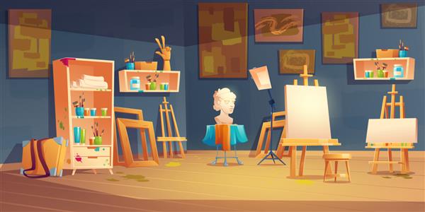 کلاس استودیوی هنری با سه پایه رنگ و قلم مو روی قفسه سینه و نقاشی روی دیوار