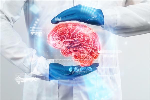 پزشک به هولوگرام مغز نگاه می کند نتیجه آزمایش را در رابط مجازی بررسی می کند و داده ها را تجزیه و تحلیل می کند بیماری آلزایمر زوال عقل فناوری های نوآورانه پزشکی آینده