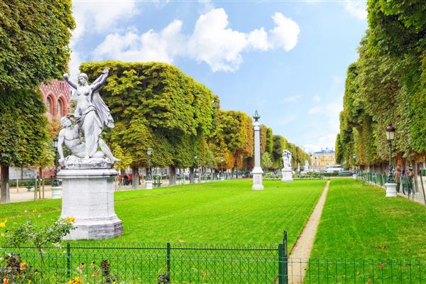 باغ لوکزامبورگ در پاریس فرانسه