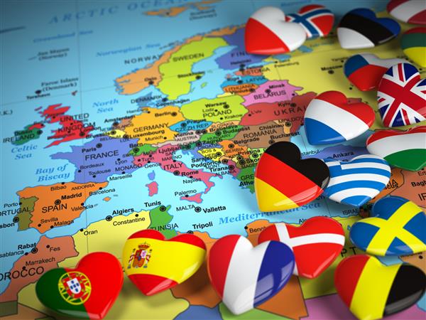 نقشه اروپا و قلب با پرچم کشورهای اروپایی سه بعدی