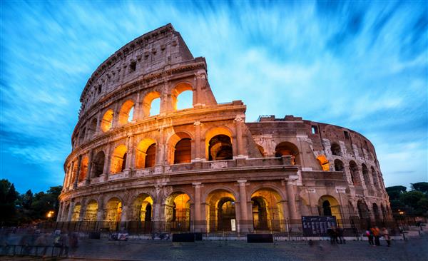کولوسئوم در رم ایتالیا - شات نوردهی طولانی