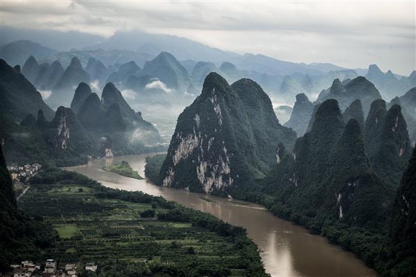 عکس هوایی از رودخانه لی و کوه ماشان در شهرستان یانگشو گویلین