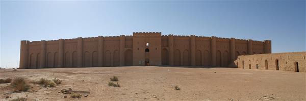 نمای بیرونی قلعه الخیدیر معروف به کاخ عباسی اوخائدر کربلا عراق
