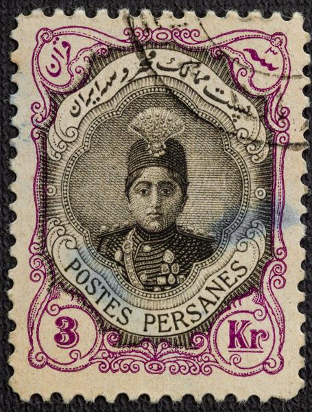 پارس حدود 1922 تمبر پستی باطل چاپ شده توسط پارس که احمدشاه قاجار را در قاب زینتی نشان می دهد در حدود 1922