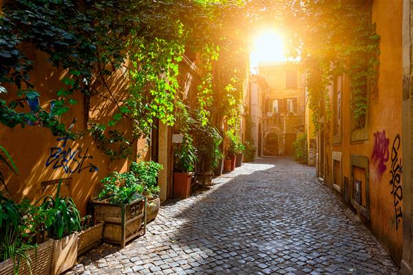 خیابان قدیمی در تراستوره رم ایتالیا تراستوره ریون رم در ساحل غربی تیبر در رم لاتزیو ایتالیا است معماری و نشانه های رم
