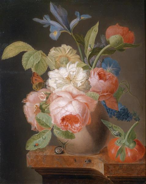 گلدانی از گل های زیبا و حلزون