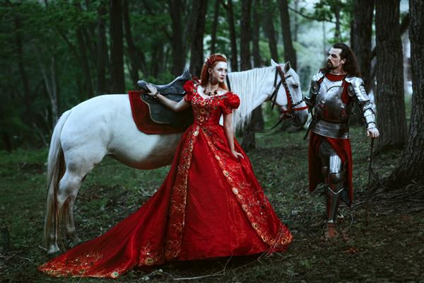 شوالیه قرون وسطی با بانوی محبوبش در لباس قرمز