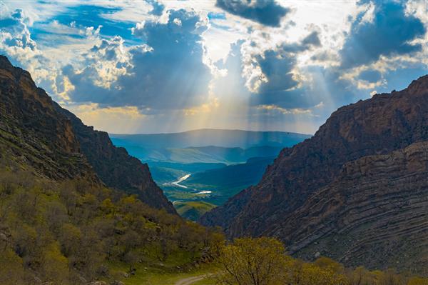 کوه های طبیعت کردستان