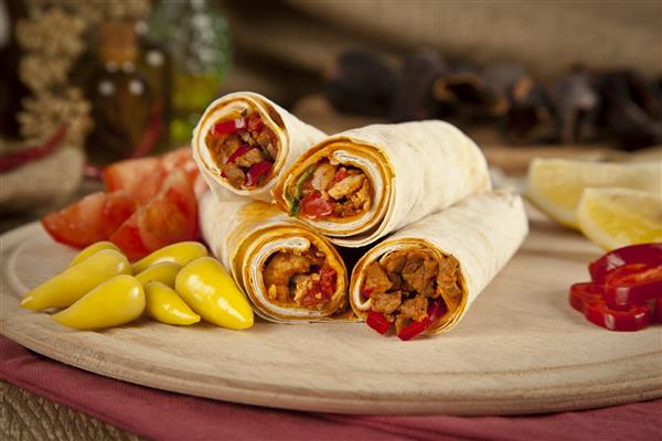 گوشت گاو تانتونی نوعی لواش کباب دوروم ترکی سنتی است