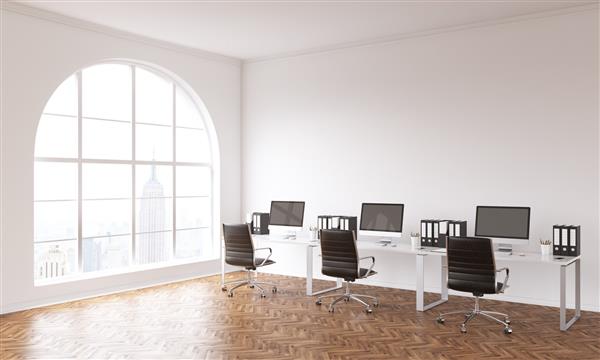 فضای داخلی دفتر کار مشترک با محل کار کف چوبی دیوارهای بتنی و پنجره با نمای شهر نیویورک رندر سه بعدی