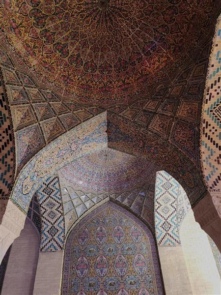 هنر کاشیکاری در دوران قاجاریه و صفویه در شهر شیراز