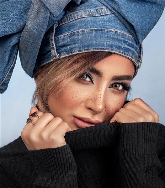 مدل دختر زیبای ایرانی مد روز با کلاه شلوار جین