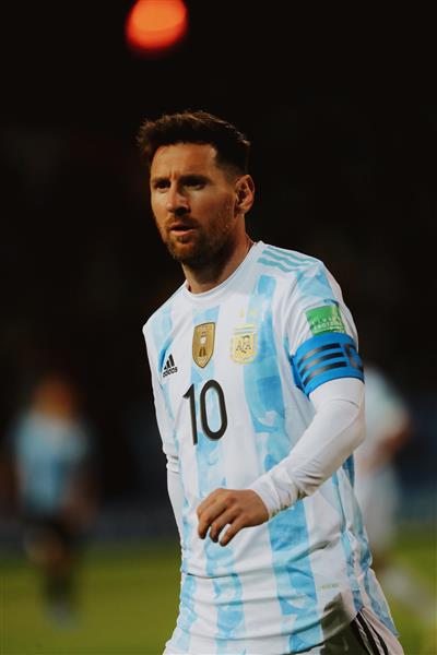 عکس لیونل مسی با لباس تیم آرژانتین