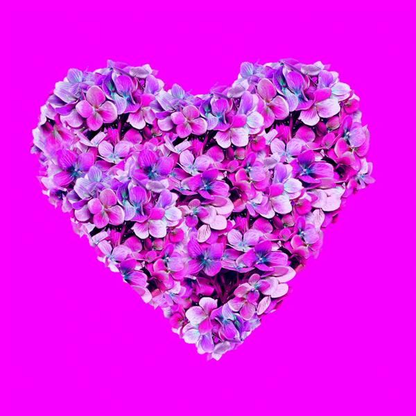 کلاژ هنر معاصر قلب گلهای قرمز 8 مارس مفهوم تبریک
