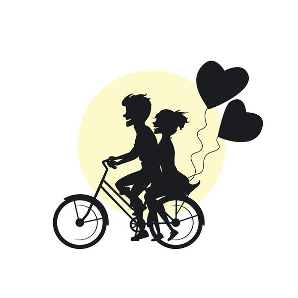 زن و شوهر جوان ناز دوچرخه سواری با بادکنک قلبی تصویر برداری شبح عاشقانه