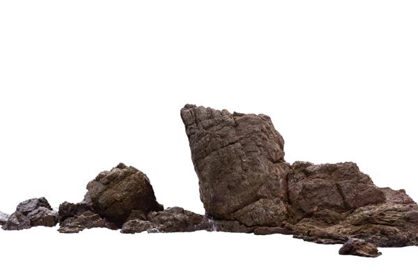 سنگ صخره ای که بخشی از صخره کوهی جدا شده در زمینه سفید است
