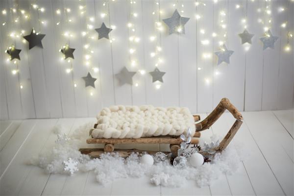 منطقه عکس کریسمس دکور کریسمس گلدسته سورتمه چوبی برف مصنوعی