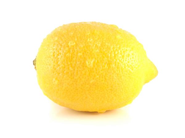 لیمو زرد جدا شده با قطرات آب میوه رژیمی تازه میوه سالم با ویتامین