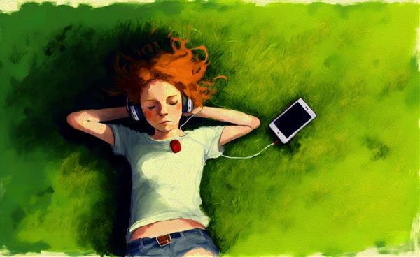 دختری آرام که روی چمن‌های سبز دراز کشیده و به موسیقی گوش می‌دهد تصویر داستان‌گویی