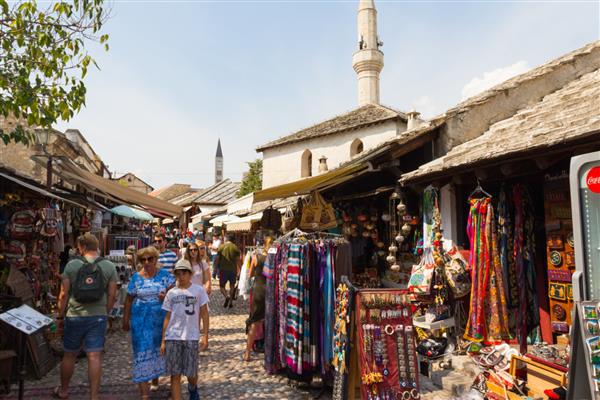بازار تاریخی در شهر قدیمی موستار بوسنی و هرزگوین 20 سپتامبر 2018