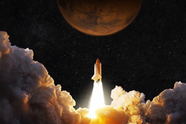 فضاپیما به فضا برمی‌خیزد موشک به مریخ پرواز می کند سیاره سرخ مریخ در فضا
