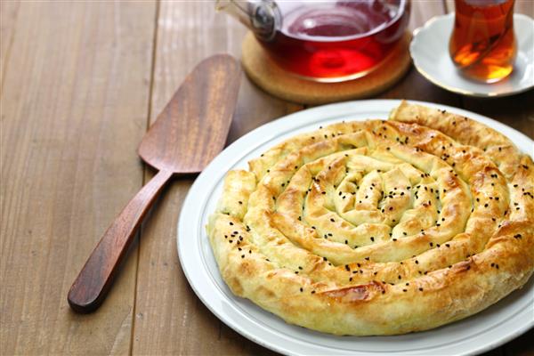 بورک رول خانگی اسفناج و پنیر فتا غذاهای ترکی