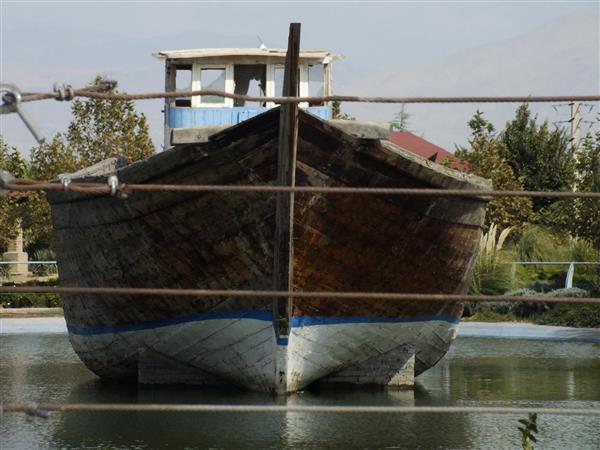 کشتی نوح چشم اندازهایی از مناظر شهری پارک مهر کرج