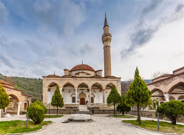 مسجد یاووکلو اوغلو در صور مسجد یاووکلو اوغلو قبلا مدرسه بوده است