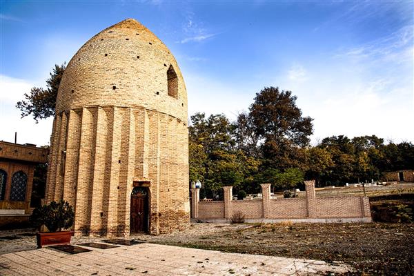 آثار تاریخی و باستانی ایران برج مقبره کردان