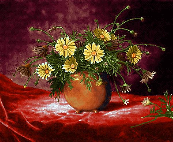 تابلو فرش گلدان سفالی گل‌های بابونه زرد روی رومیزی قرمز مخمل