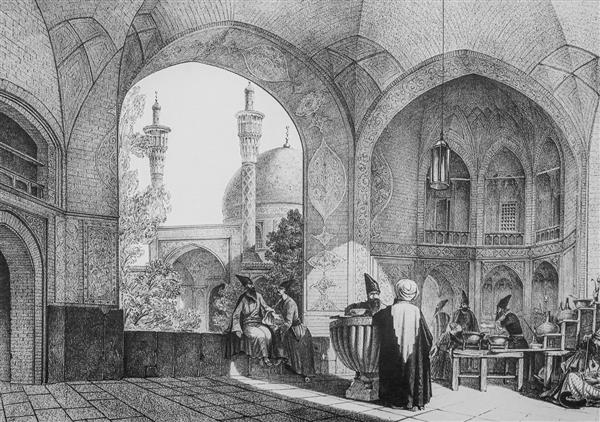 طراحی سیاه قلم فضای داخلی کاروانسرای شاه عباسی با نمای مسجد و مردم