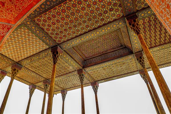سقف زیبای عالی قاپو اصفهان، جزئیات معماری صفوی
