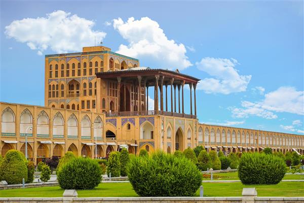عمارت عالی قاپو اصفهان، کاخ تاریخی و دیدنی