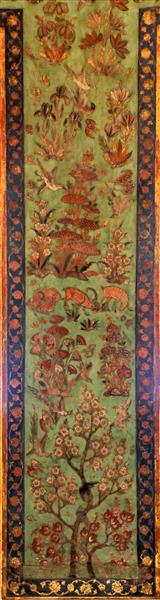 نقاشی عمودی گل و مرغ و حیوانات (نقوش فرنگی) روی ستون یا قاب پنجره در چهلستون