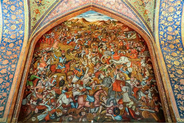 نقاشی دیواری نبرد شاه عباس با ازبکان یا نبرد کرنال در طاقچه ورودی کاخ چهلستون