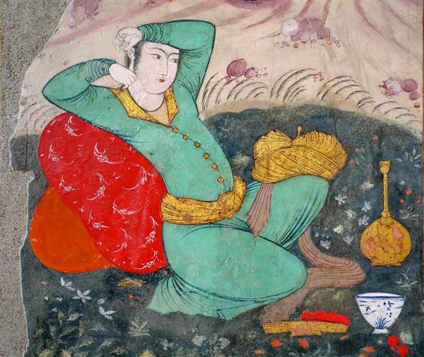 عکس نگارگری باکیفیت مرد جوان (یا زن) صفوی با لباس سبز در حال استراحت در طبیعت چهلستون