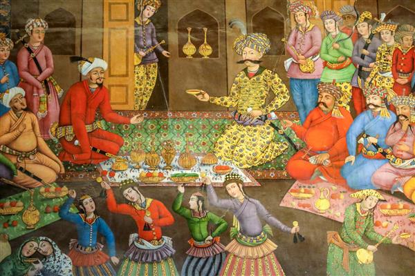 نقاشی بزرگ بزم شاه عباس دوم (یا شاه طهماسب) و مهمانان با موسیقی و رقص در چهلستون اصفهان
