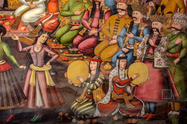 نوازندگان و دف‌نوازان در بزم چهلستون اصفهان – دیوارنگاره صفوی