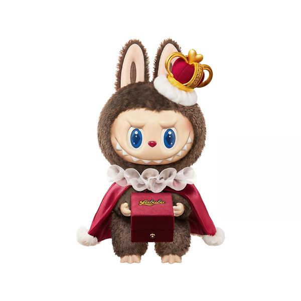 لبوبوی پادشاه با شنل قرمز و تاج طلایی سلطنتی