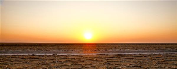 غروب آفتاب در کویر زیبای ایران