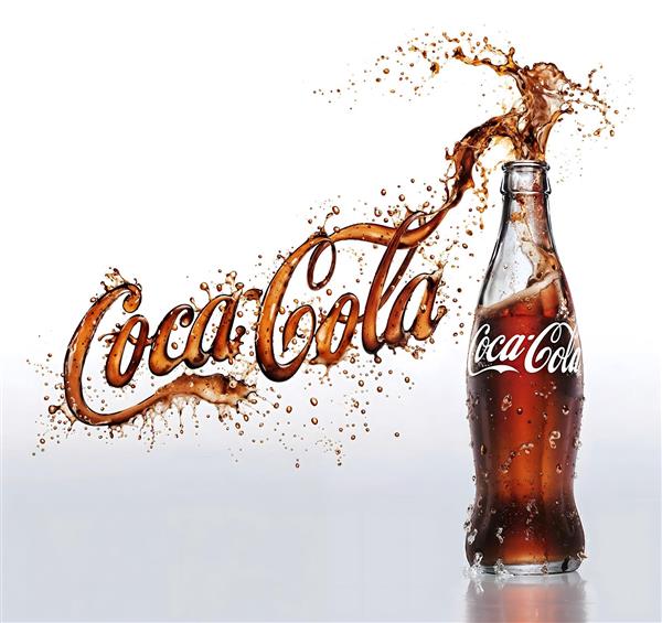 طرح تبلیغاتی نوستالژیک شیشه کوکاکولا با پاشش نوشابه مناسب چاپ روی بوم و دکوراسیون فست‌فود و آشپزخانه