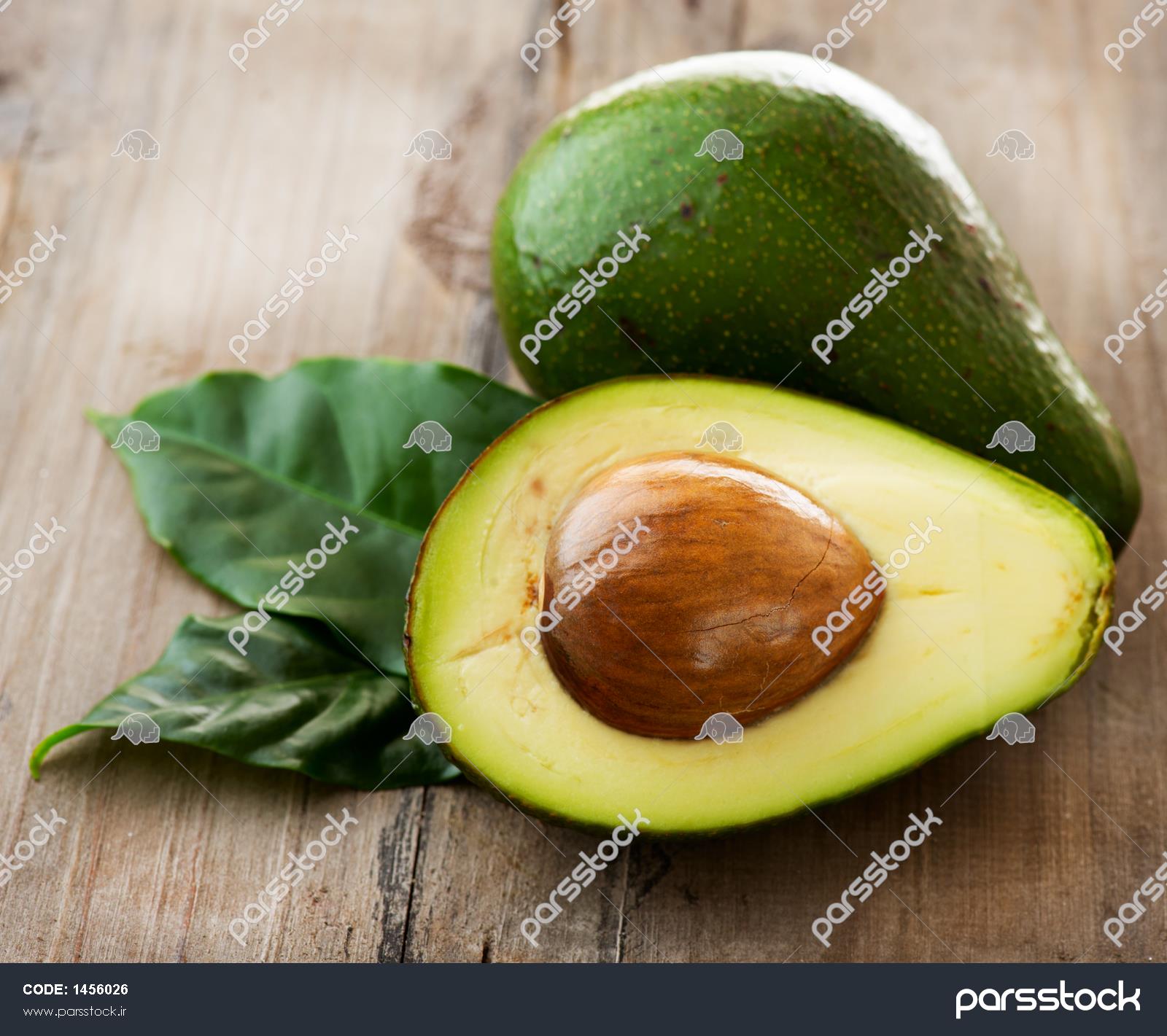 خواص ميوه آووکادو