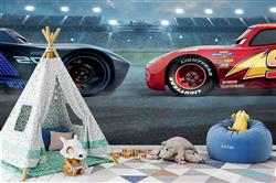 تصویر 5 از گالری عکس ماشین های قرمز و آبی در مسابقات اتومبیلرانی