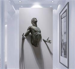 تصویر 4 از گالری عکس مجسمه سیاه و سفید یک مرد