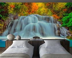 تصویر 3 از گالری عکس منظره پاییزی آبشار و درختان رنگی