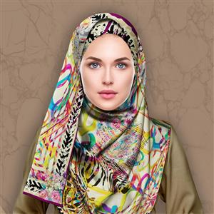 تصویر 4 از گالری عکس روسری گورخری گلدار مدرن با خوشنویسی ایرانی